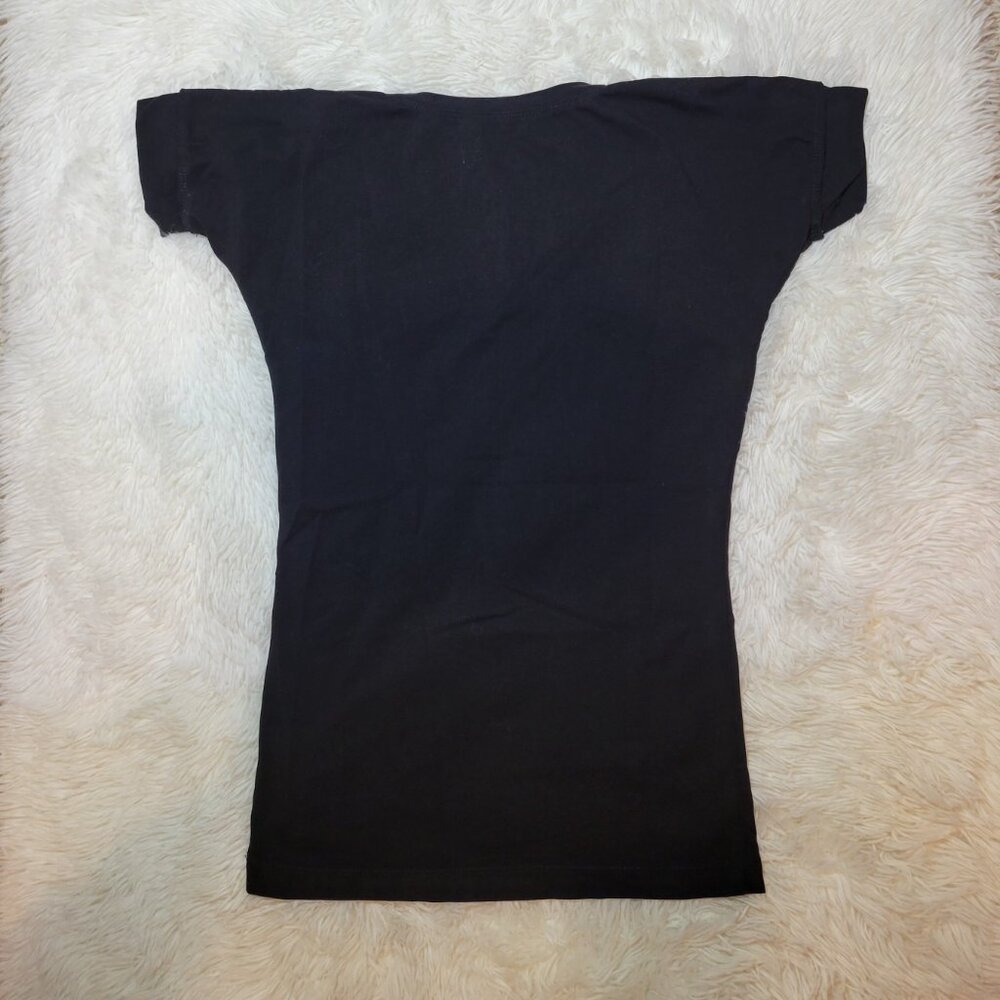 Classic V-Neck The Beatles Logo Essential Rock N Roll Graphic T-Shirt - Picture 4 of 5